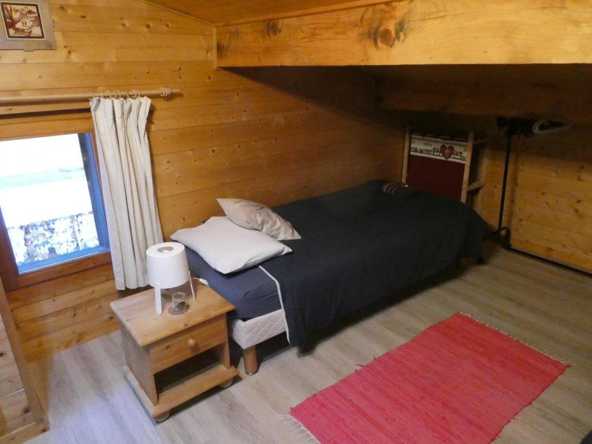 Central Hostel Chatel Exterior photo